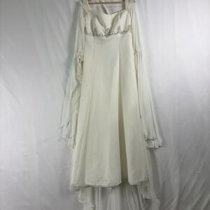 Cosmobella Long Sleeve Wedding Dress